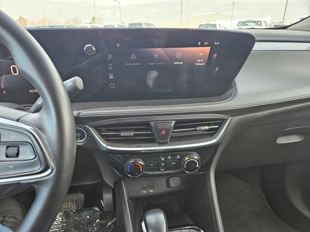 Used 2024 Buick Encore GX Sport Touring image 17