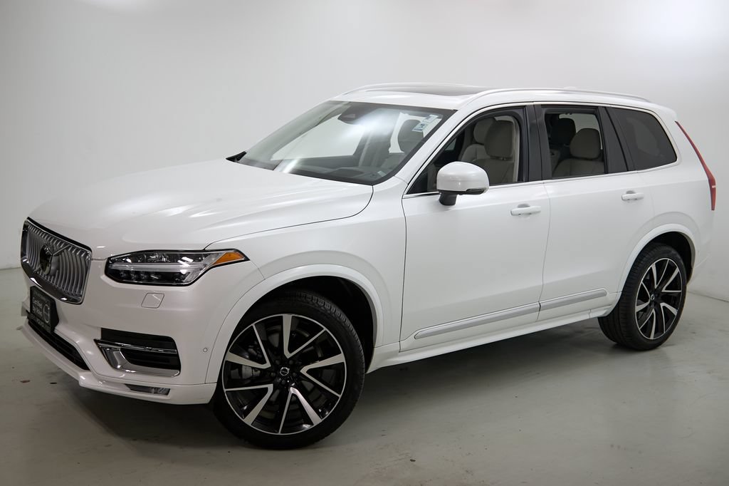 Certified 2024 Volvo XC90 B6 Ultimate w/ Protection Package Premier AWD/4WD image 3
