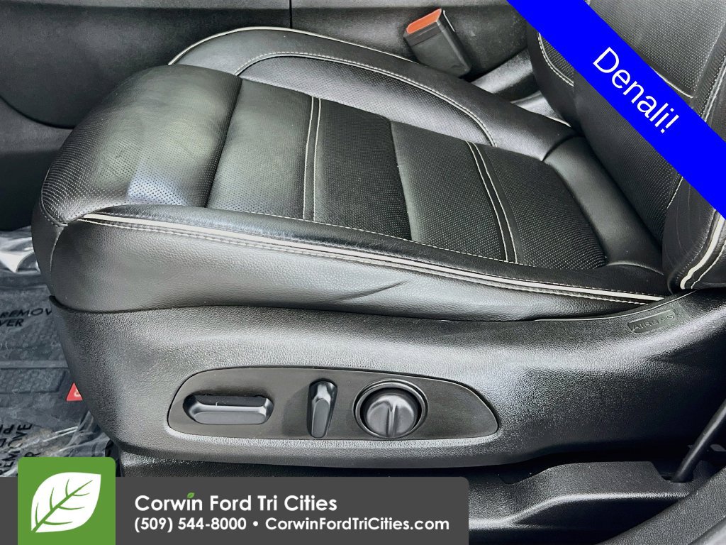 Used 2019 GMC Acadia Denali w/ Technology Package AWD/4WD image 24