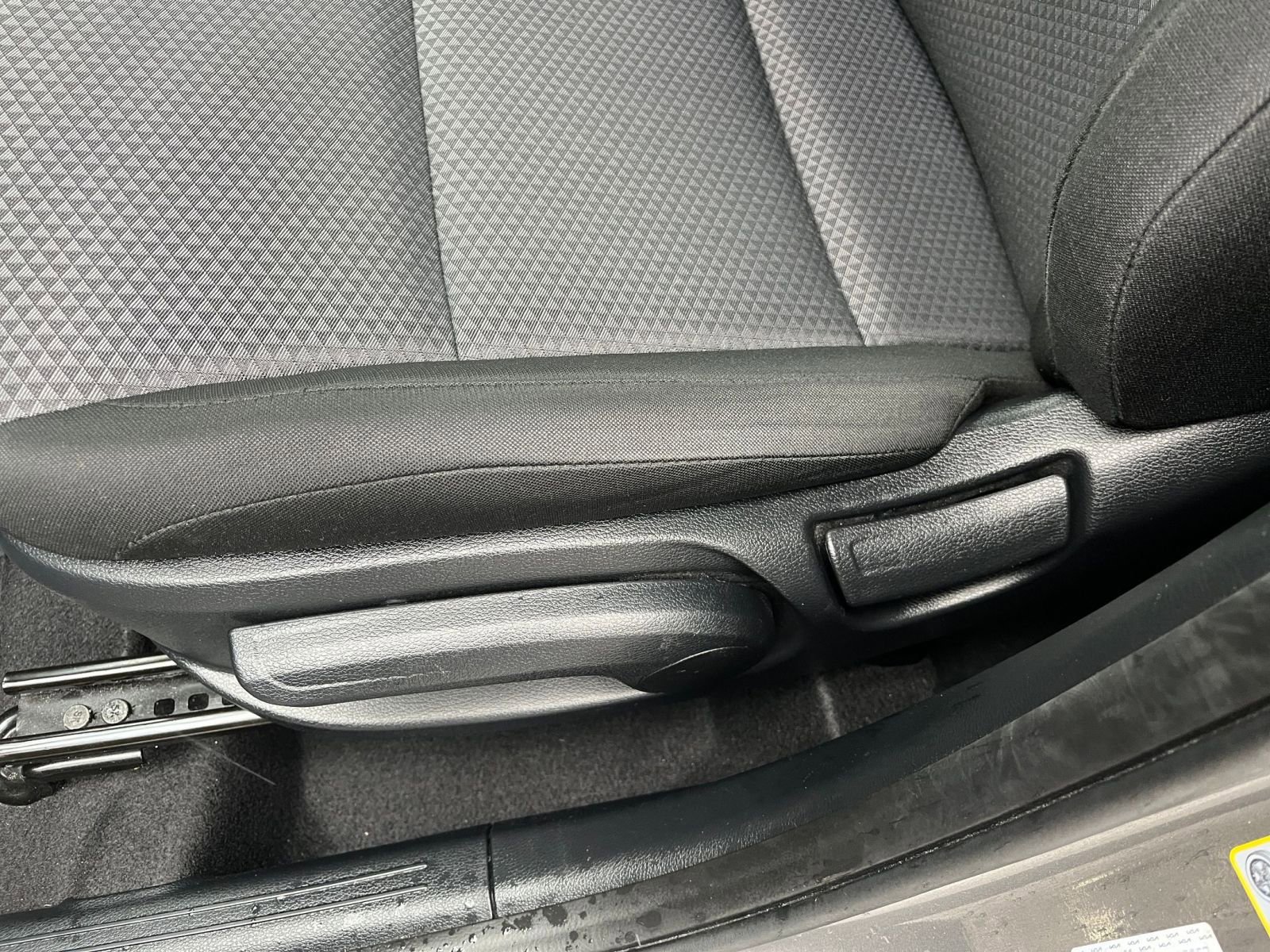 Used 2025 Kia Soul LX w/ LX Technology Package image 22