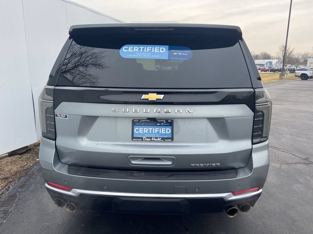 Used 2025 Chevrolet Suburban Premier AWD/4WD image 9