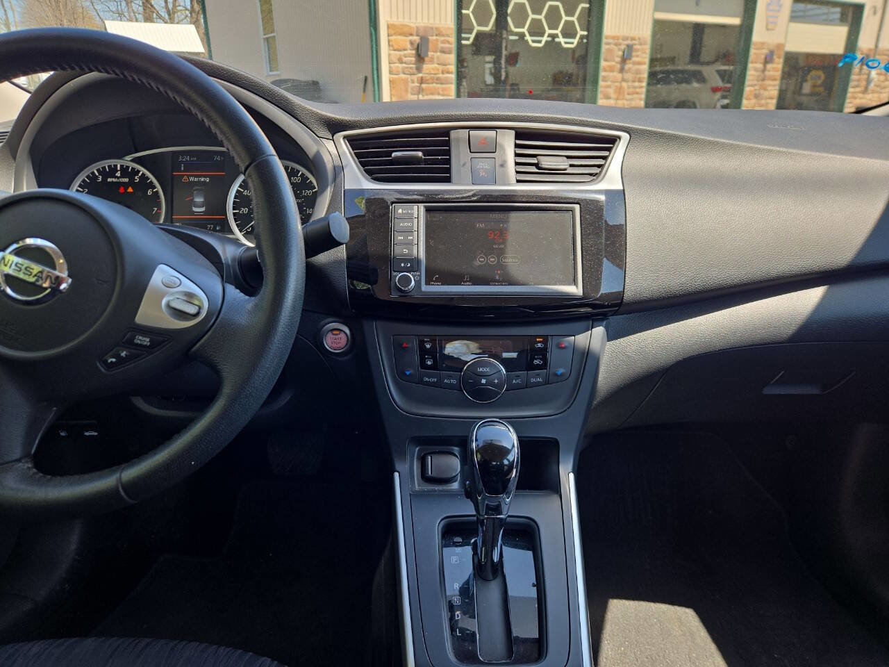 Used 2019 Nissan Sentra SV FWD image 17