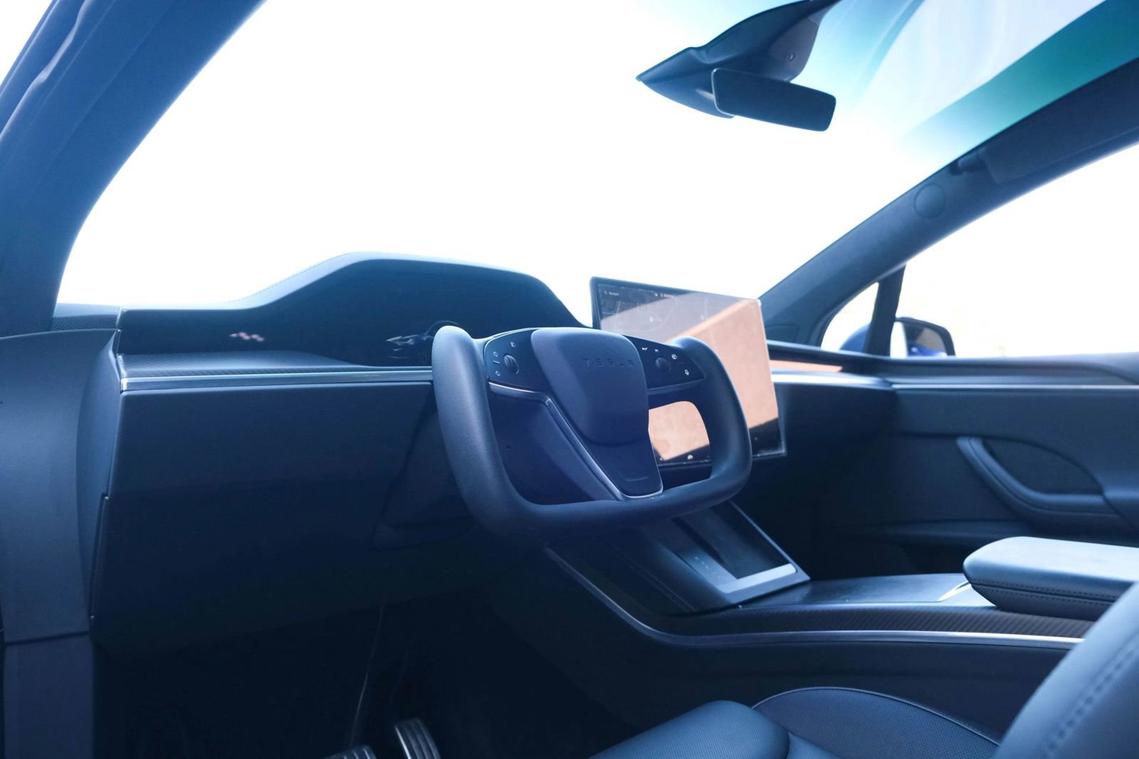 Used 2023 Tesla Model X Plaid image 19