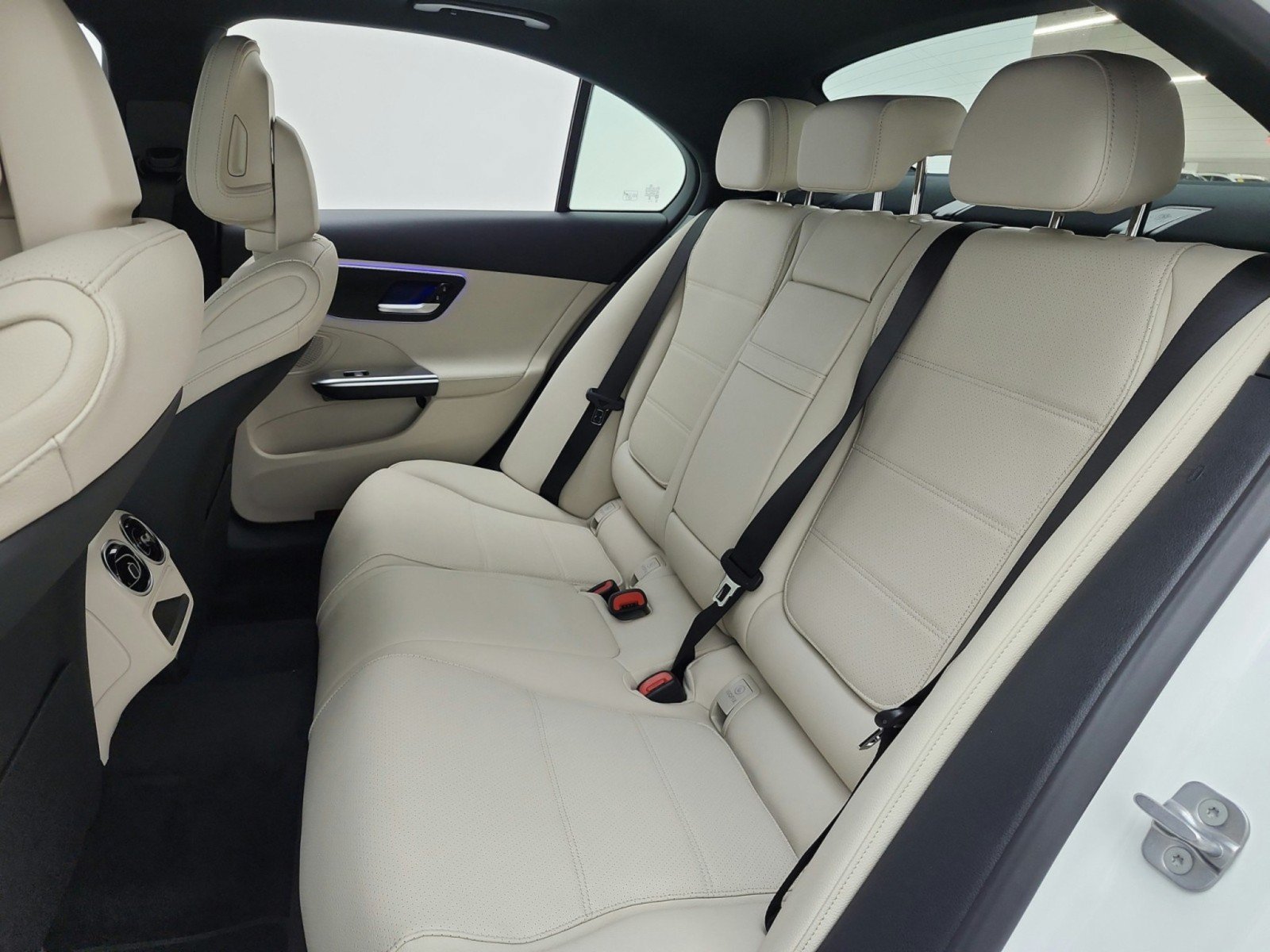 New 2027 Mercedes-Benz C 300 Sedan image 11
