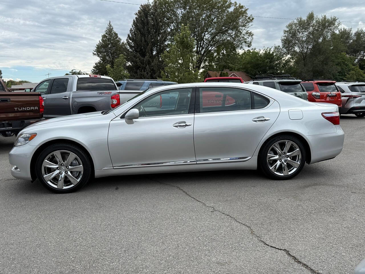 Used 2008 Lexus LS 600h L image 4