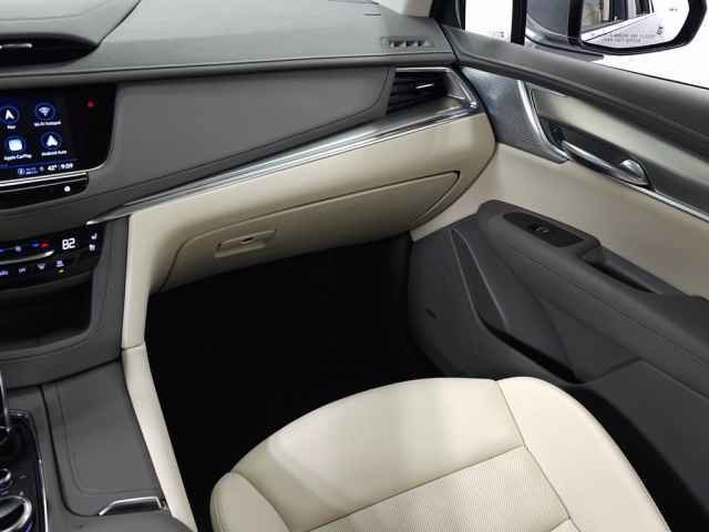 Certified 2023 Cadillac XT5 Premium Luxury image 36