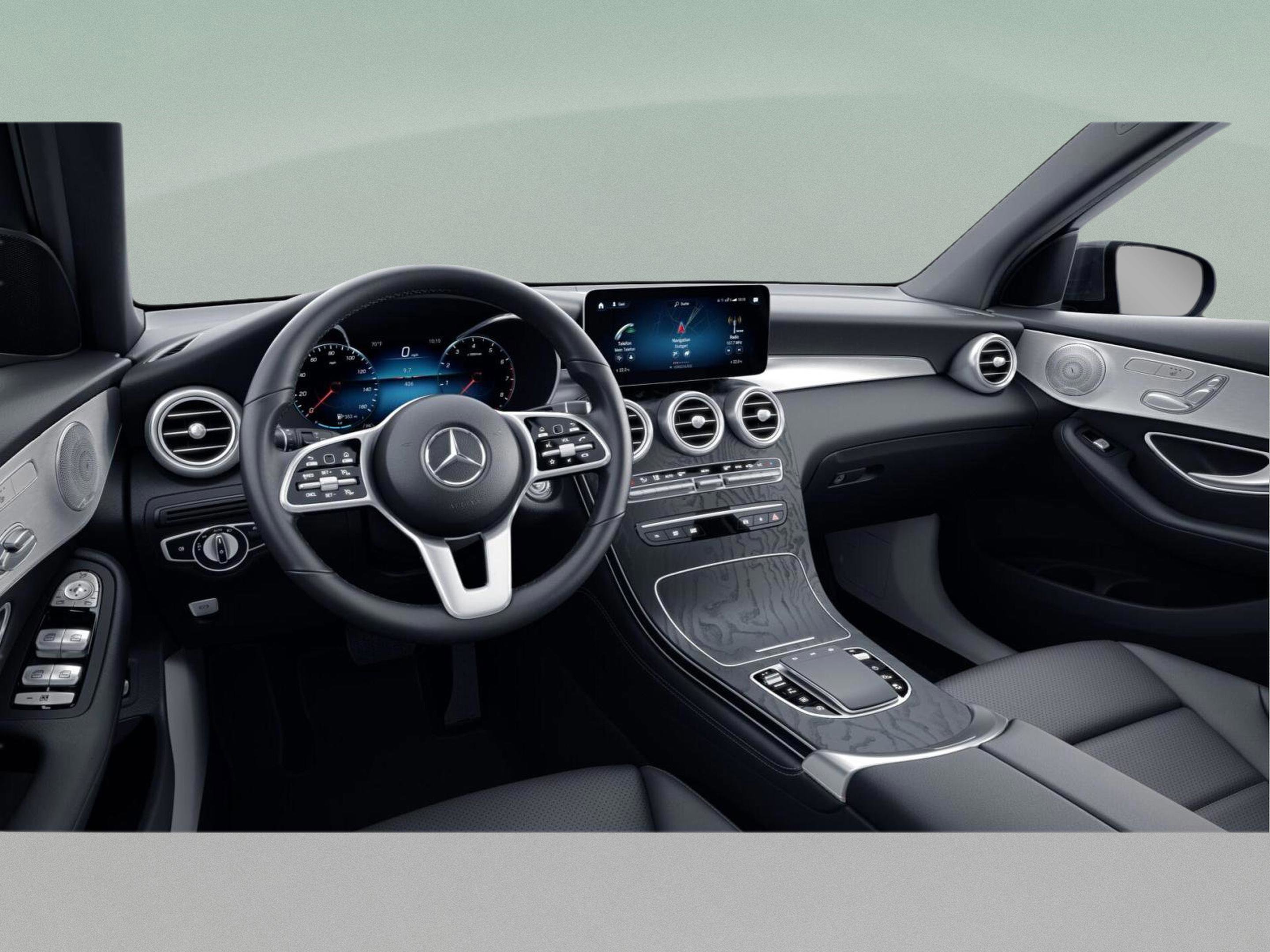 Used 2021 Mercedes-Benz GLC 300 image 41