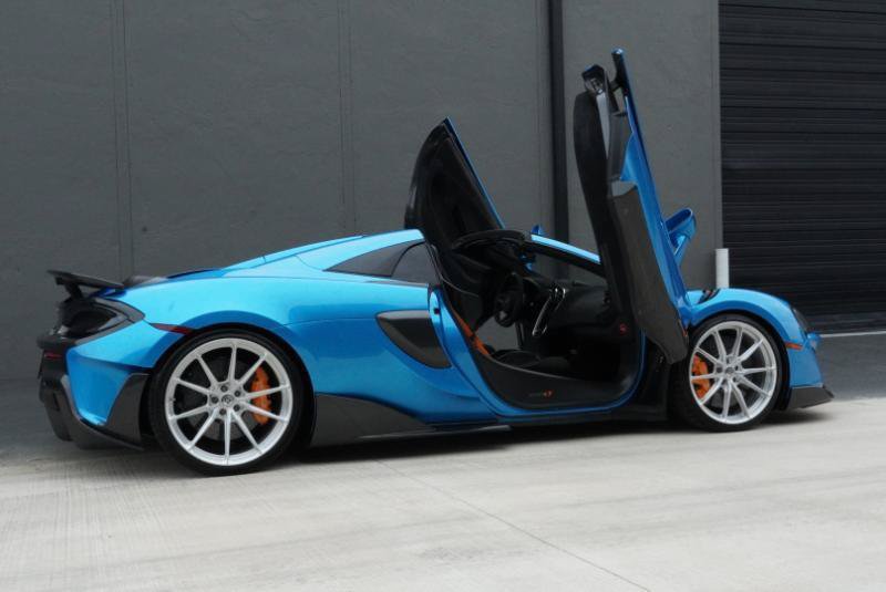 Used 2020 McLaren 600LT Spider RWD image 35