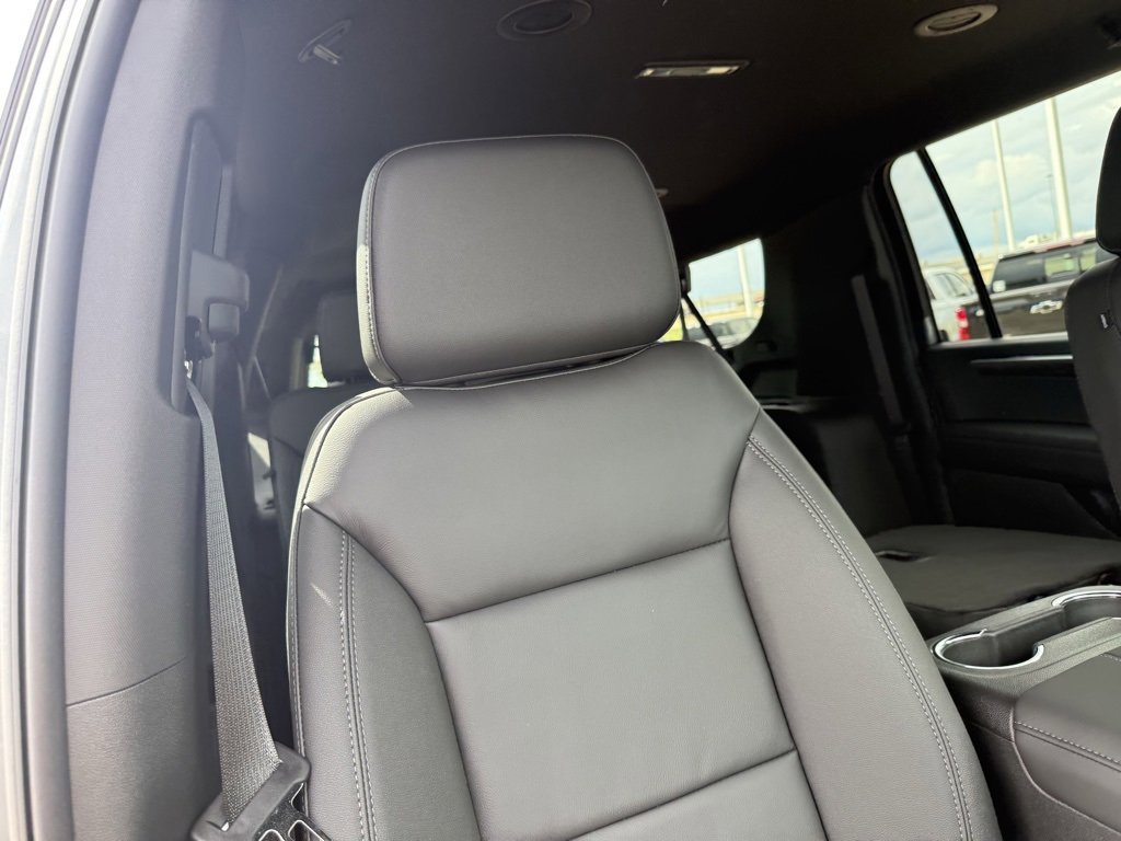New 2026 Chevrolet Suburban LT w/ Comfort Package image 47