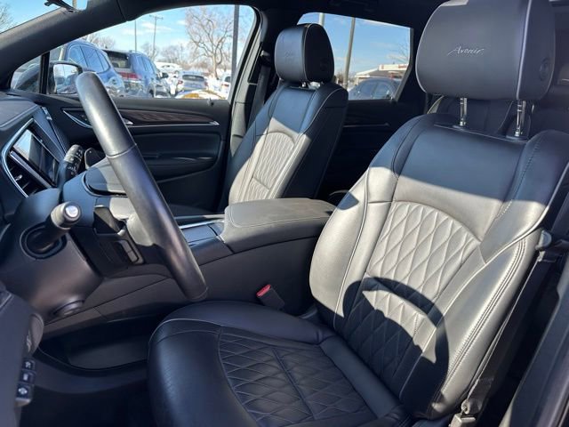 Used 2023 Buick Enclave Avenir w/ Avenir Technology Package image 29