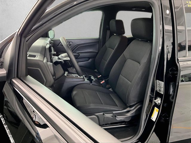 Used 2024 Chevrolet Colorado W/T RWD image 27