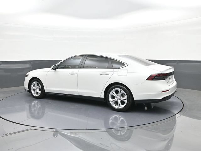 Used 2025 Honda Accord LX image 5