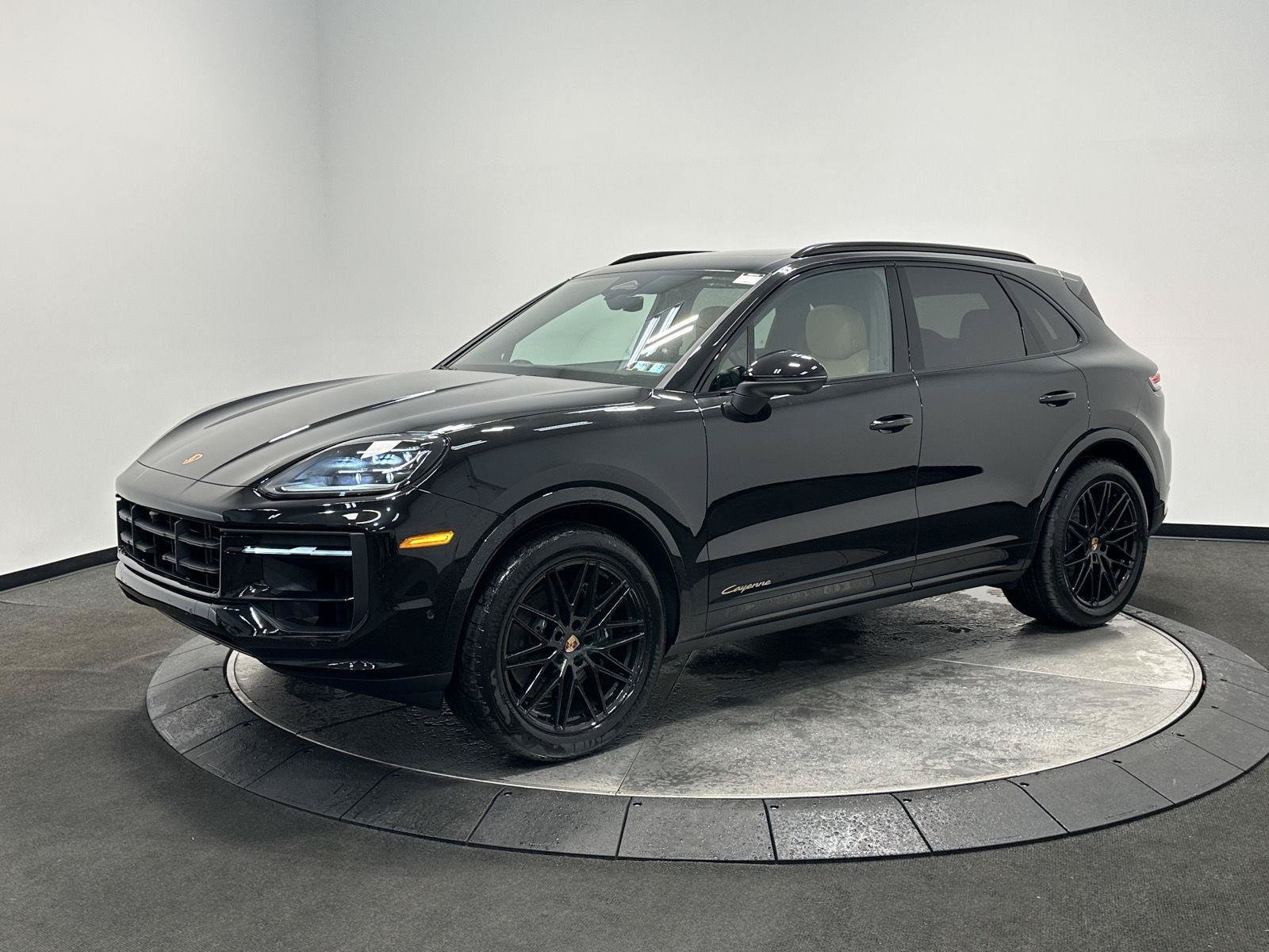 New 2026 Porsche Cayenne AWD/4WD image 1