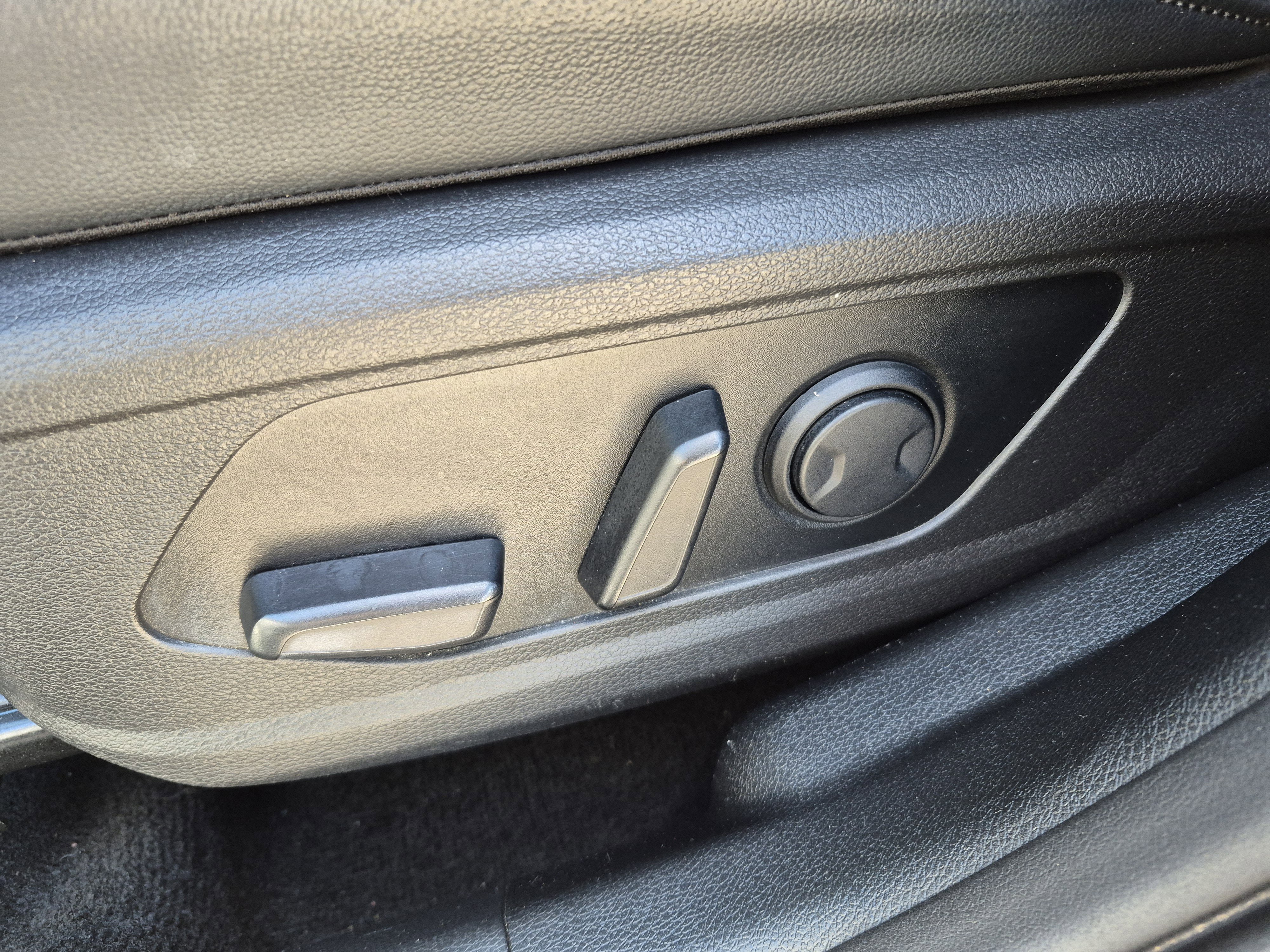 Used 2023 Kia Sportage X-Line w/ X-Line Premium Package image 15