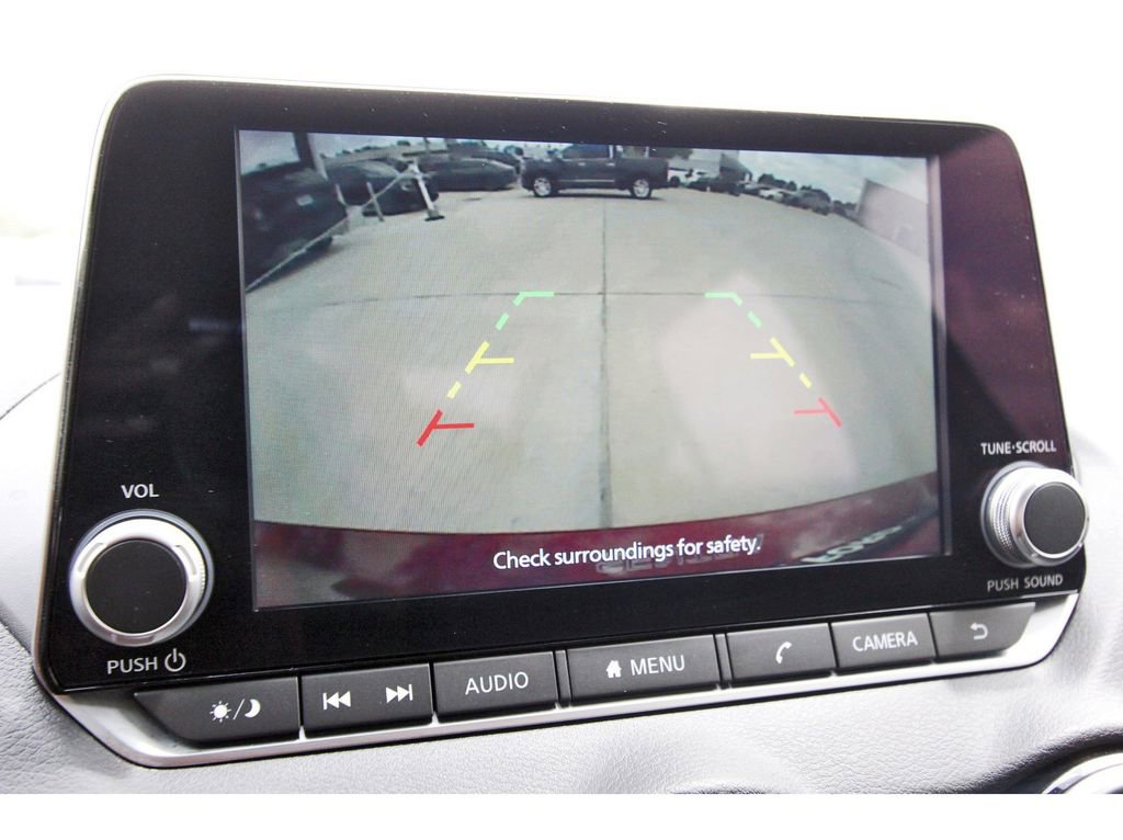 Used 2025 Nissan Sentra SV w/ All-Weather Package FWD image 25