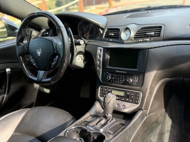 Used 2017 Maserati GranTurismo Sport RWD image 25