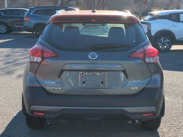 Used 2020 Nissan Kicks SR w/ SR Premium Package image 4