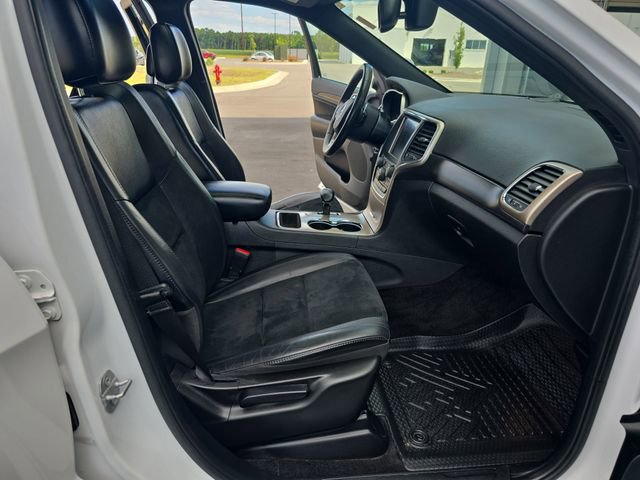 Used 2015 Jeep Grand Cherokee Altitude AWD/4WD image 18