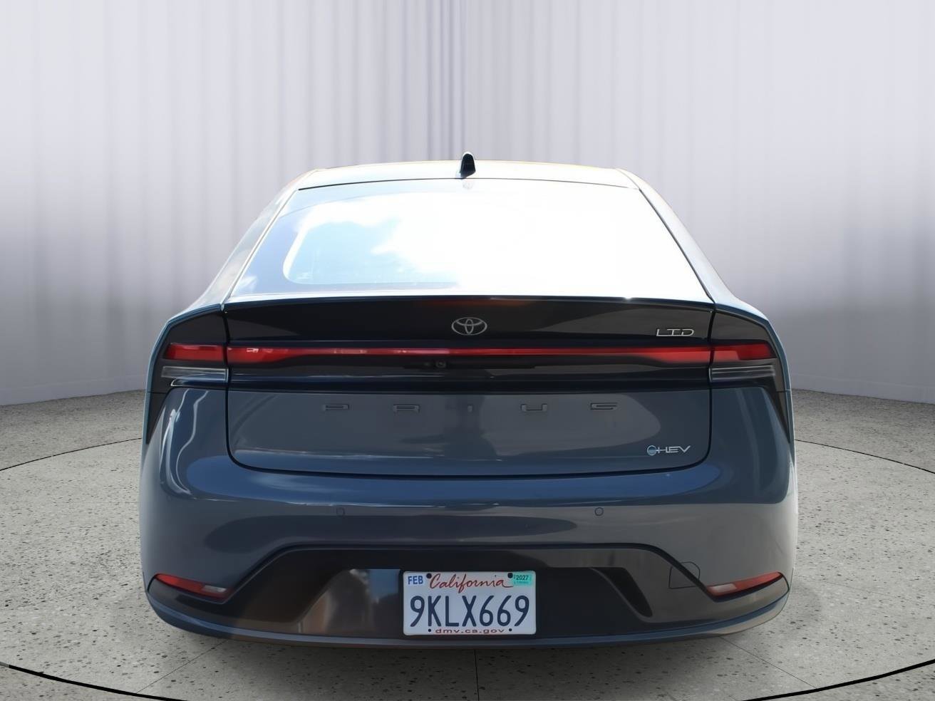 Used 2024 Toyota Prius Limited w/ Limited Premium Package FWD image 6