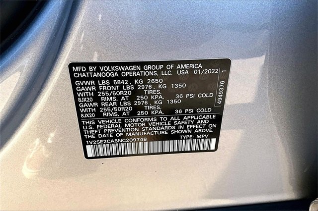 Used 2022 Volkswagen Atlas Cross Sport SEL R-Line image 19