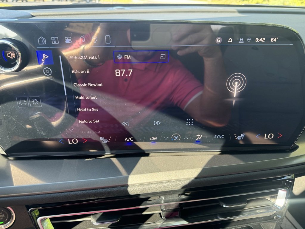 New 2026 Chevrolet Traverse LT image 27