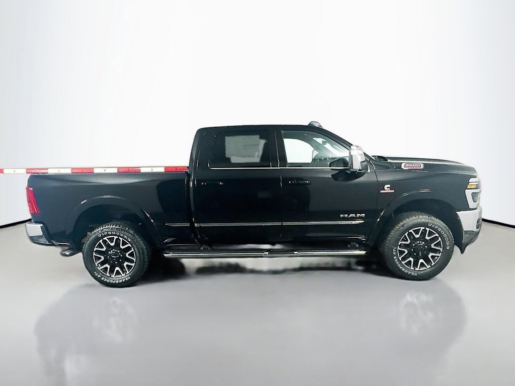 New 2025 RAM 3500 Limited w/ Towing Technology Group image 9