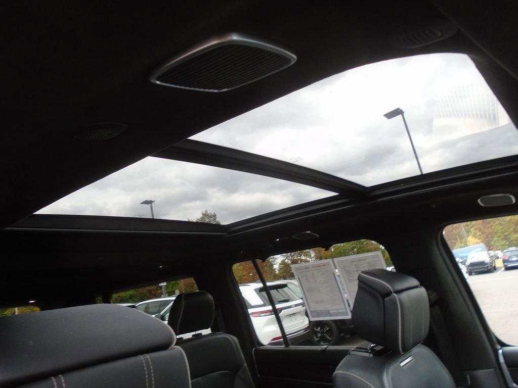 Used 2024 Jeep Grand Wagoneer L Series II w/ Quick Order Packagew 28T image 20