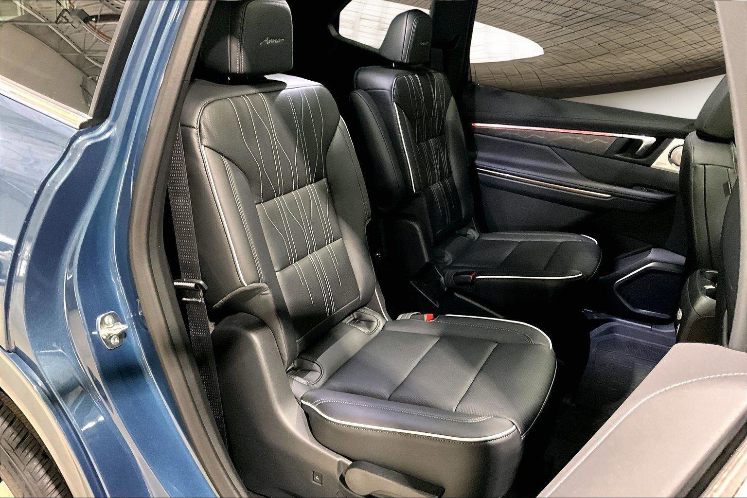 New 2026 Buick Enclave Avenir w/ Super Cruise Package image 11