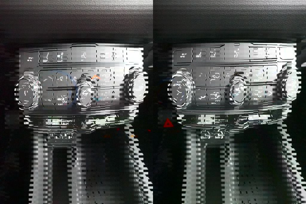 New 2026 Dodge Durango SRT Hellcat w/ Trailer Tow Group IV image 14