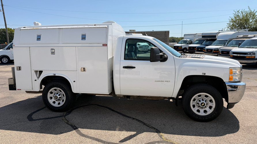 Used 2013 Chevrolet Silverado 3500 W/T RWD image 5