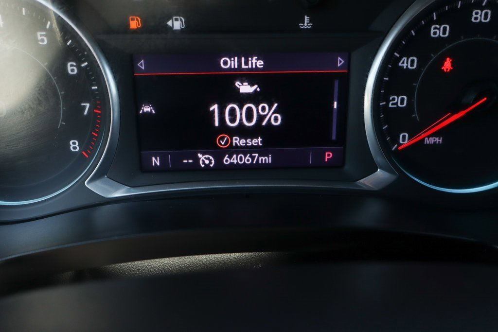 Used 2022 Chevrolet Traverse LT image 24