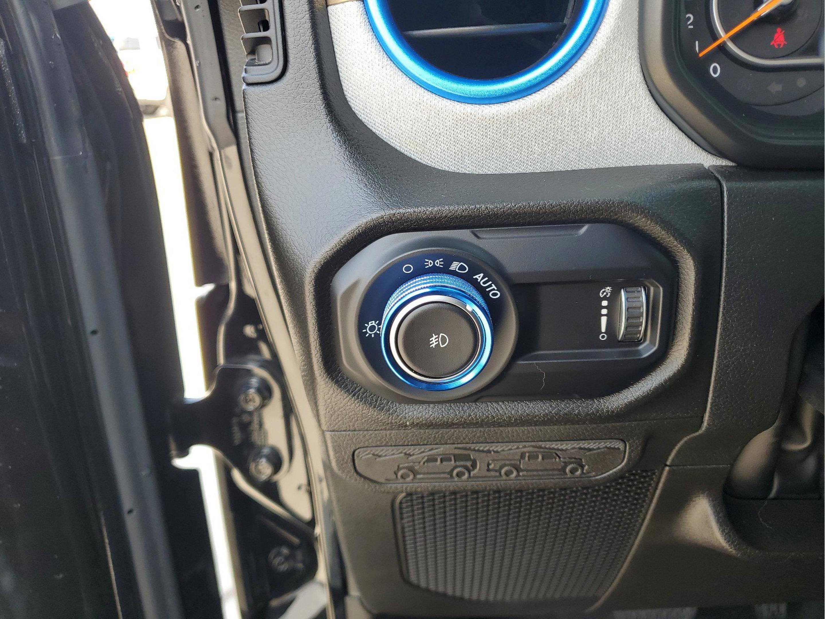 Used 2024 Jeep Wrangler Willys image 27