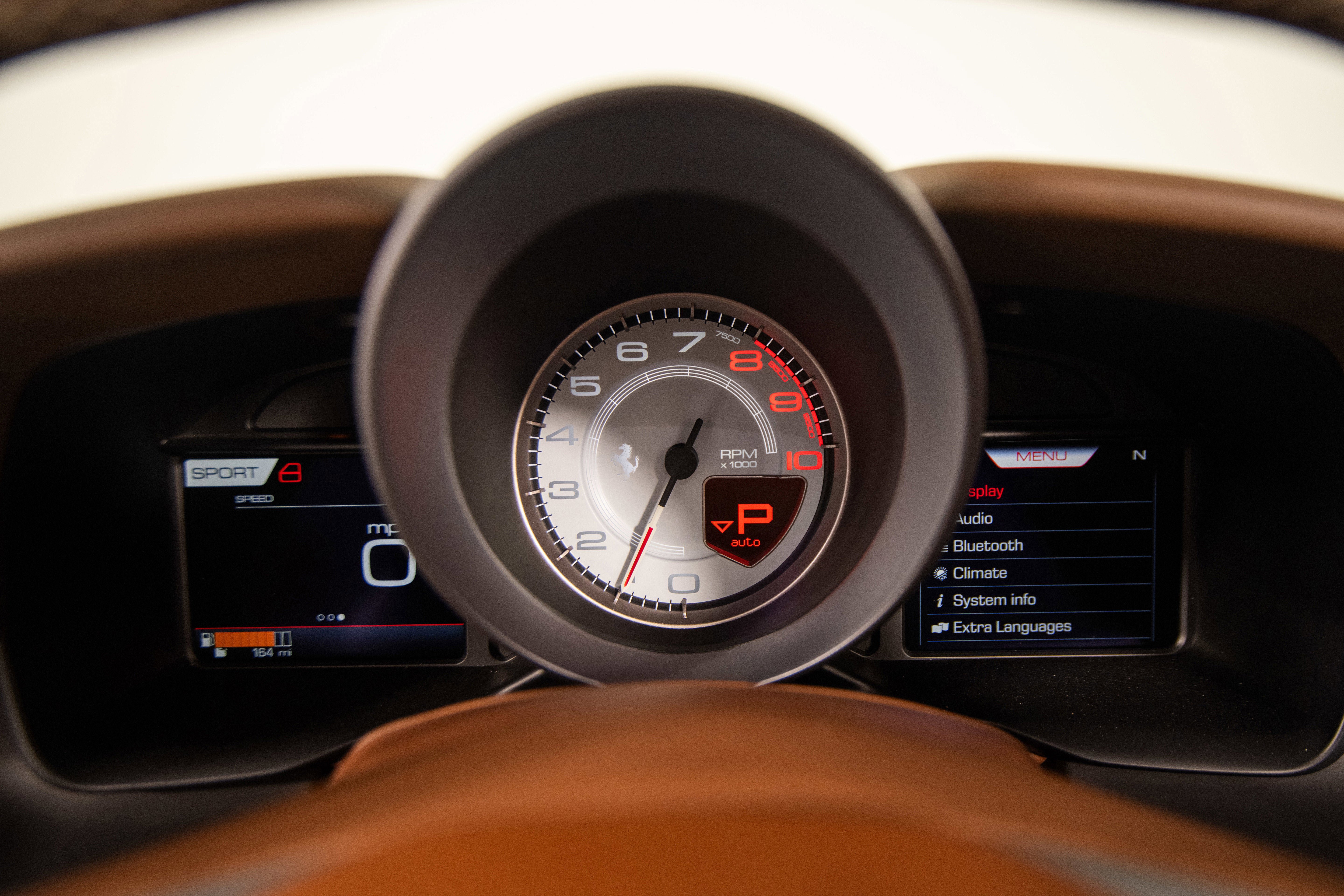 Certified 2022 Ferrari F8 Tributo image 15