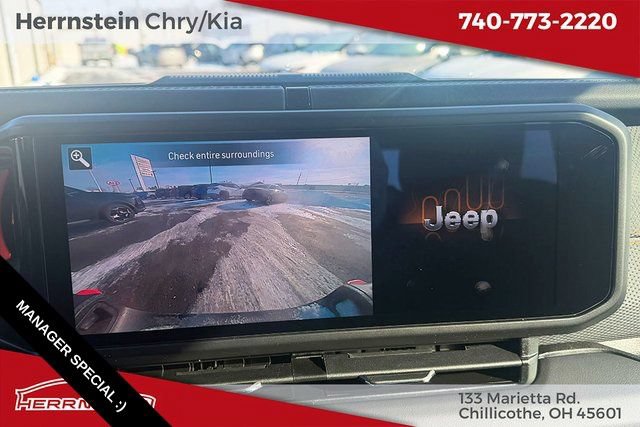 New 2026 Jeep Gladiator Mojave w/ Steel Bumper Group AWD/4WD image 10