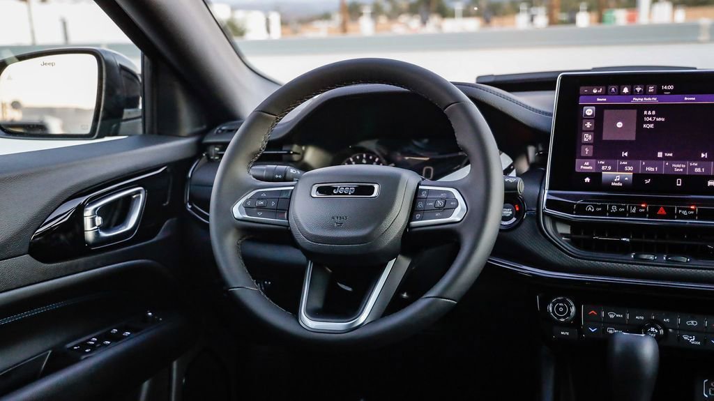 New 2026 Jeep Compass Limited AWD/4WD image 16