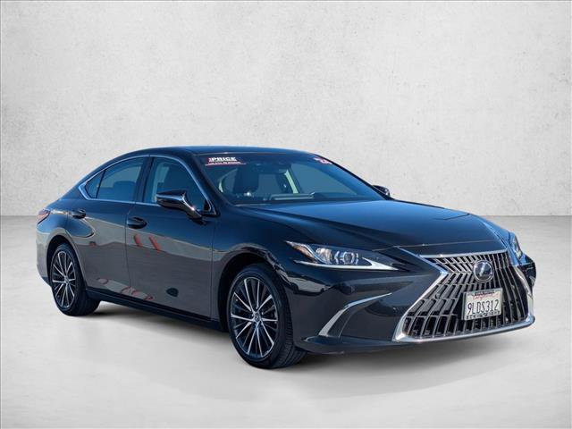 Used 2024 Lexus ES 300h w/ Premium Package FWD image 3