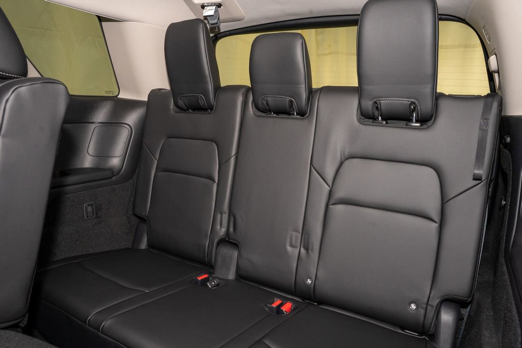 New 2026 Nissan Pathfinder SL image 12