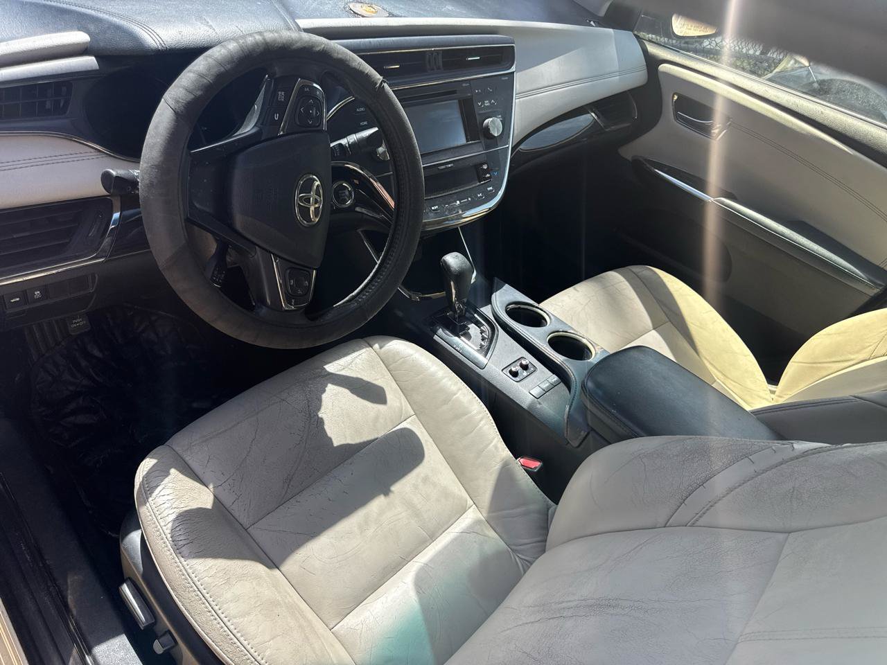 Used 2015 Toyota Avalon XLE FWD image 8