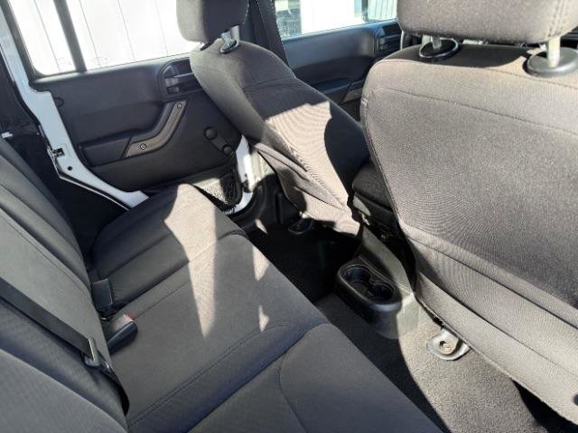 Used 2018 Jeep Wrangler Unlimited Sport w/ Connectivity Group image 7