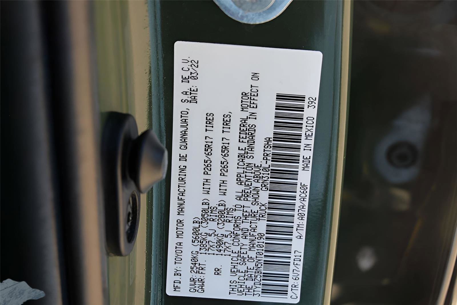 Used 2022 Toyota Tacoma TRD Sport w/ Technology Package image 32