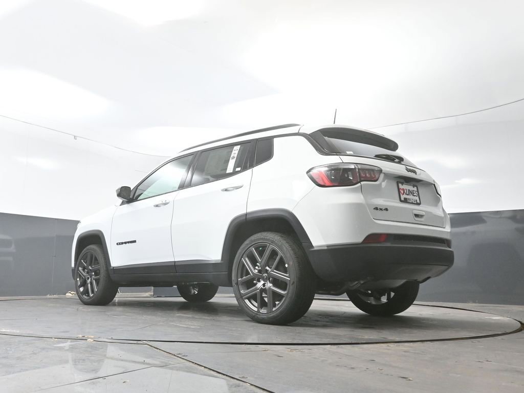 New 2026 Jeep Compass Latitude image 41