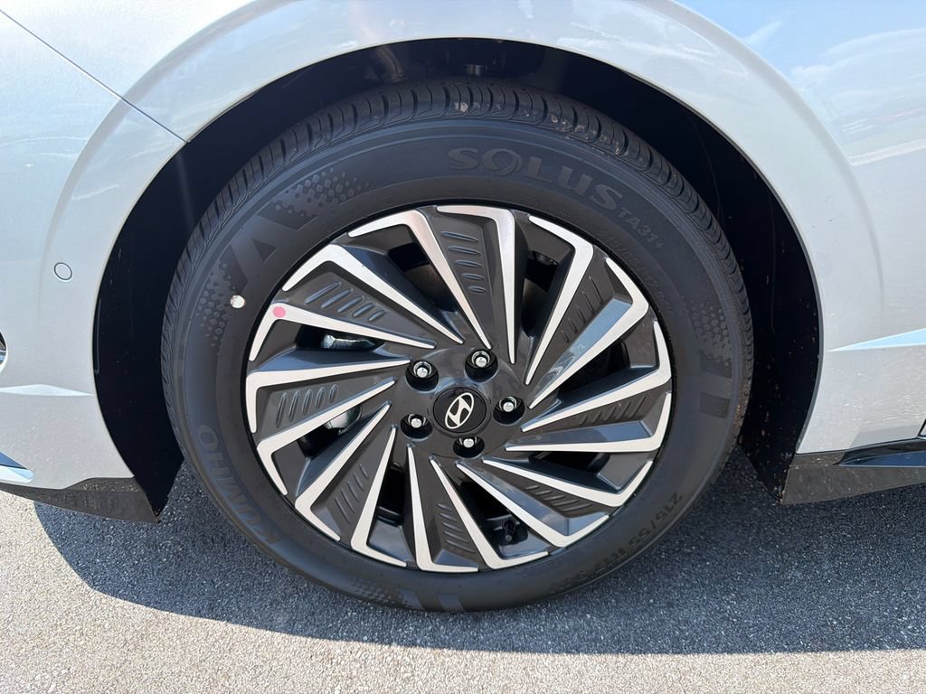 New 2026 Hyundai Sonata Limited FWD image 12