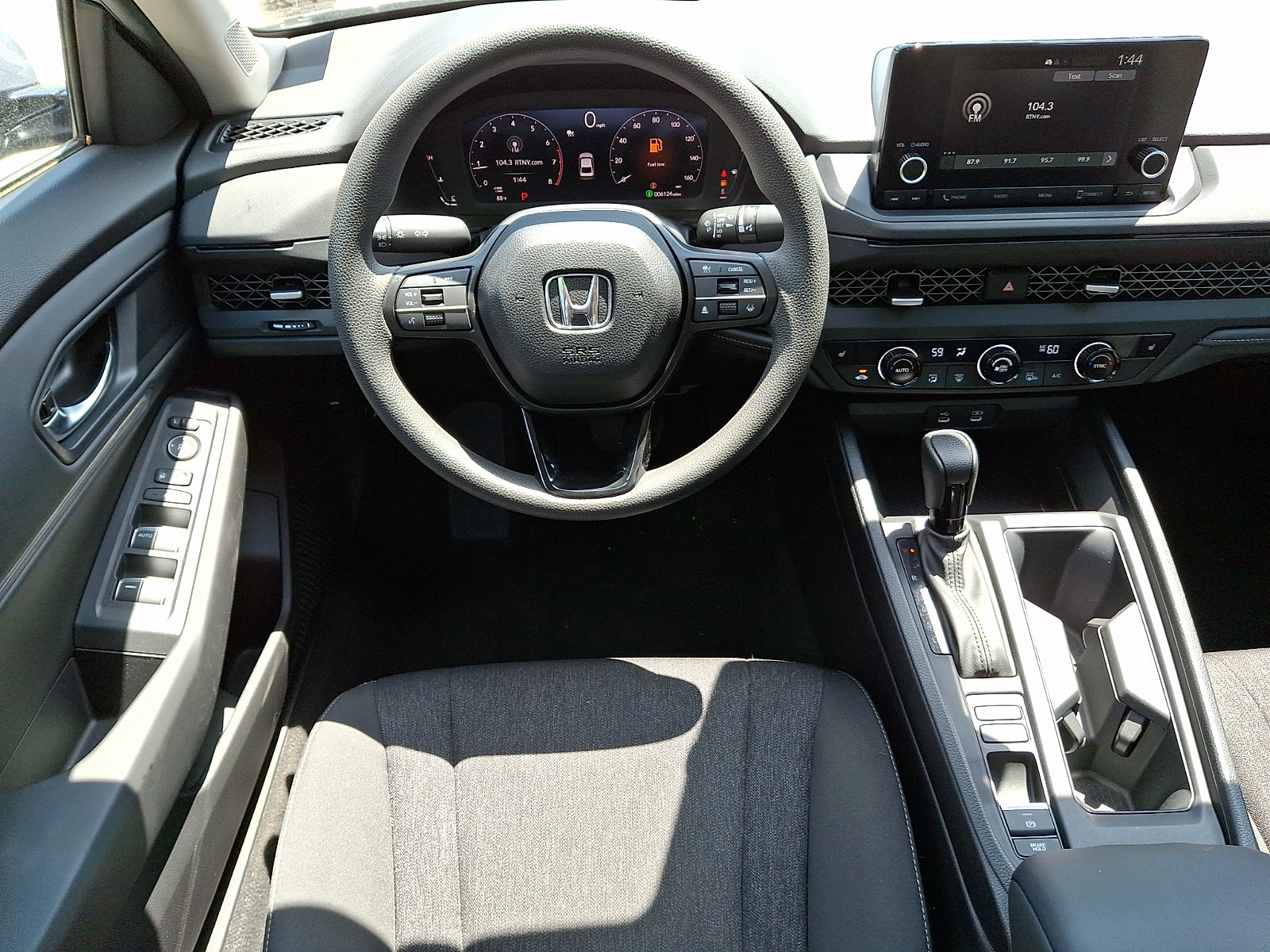 Used 2023 Honda Accord EX image 11