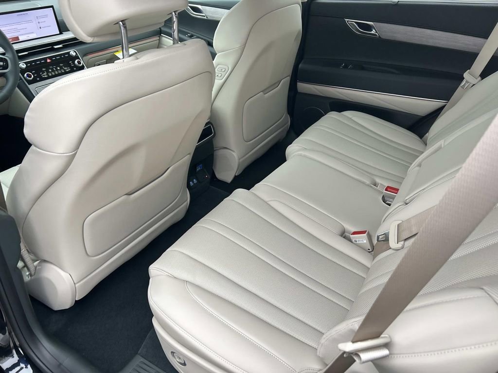 New 2026 Genesis GV80 2.5T Select AWD/4WD image 18