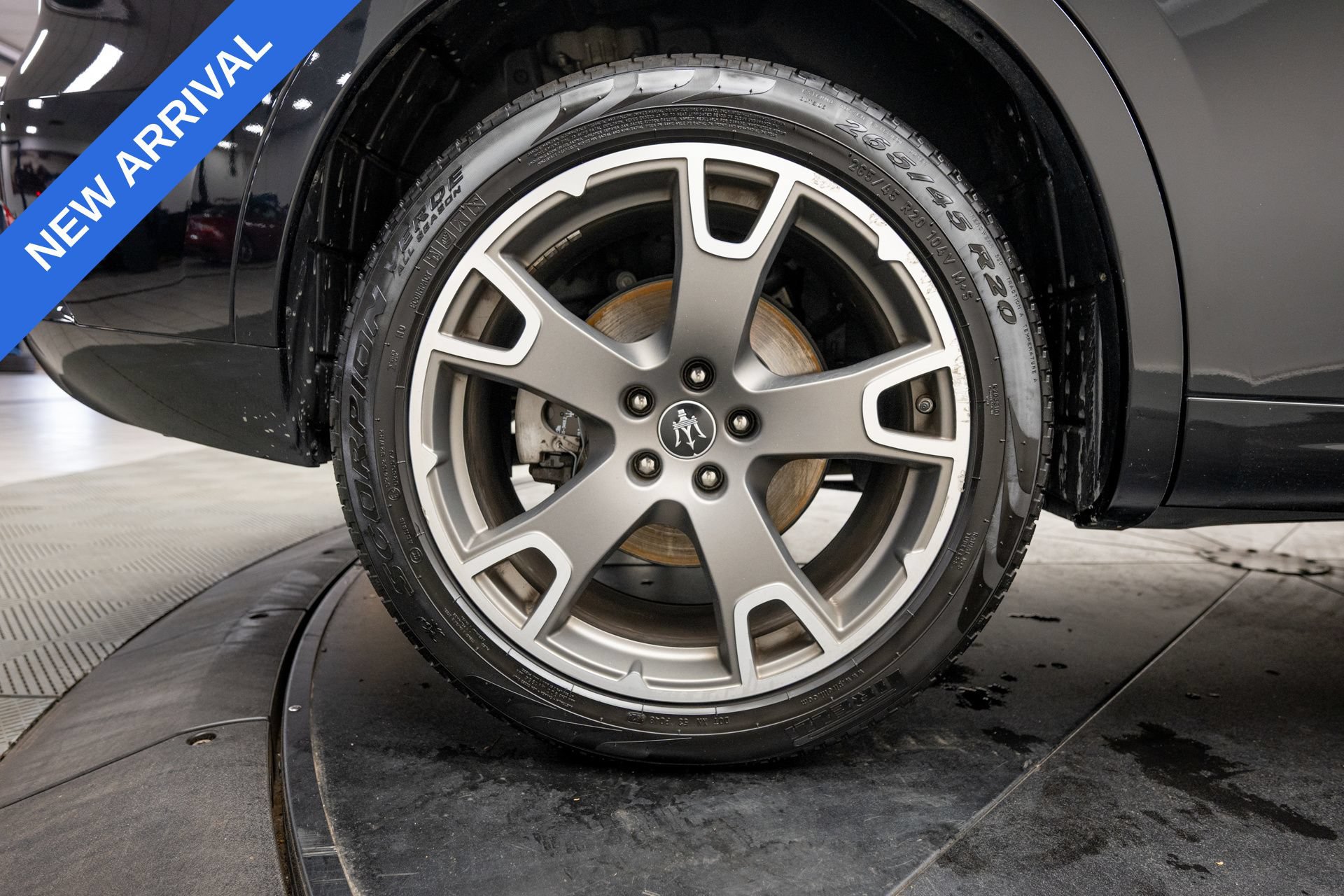 Used 2022 Maserati Levante GT AWD/4WD image 34