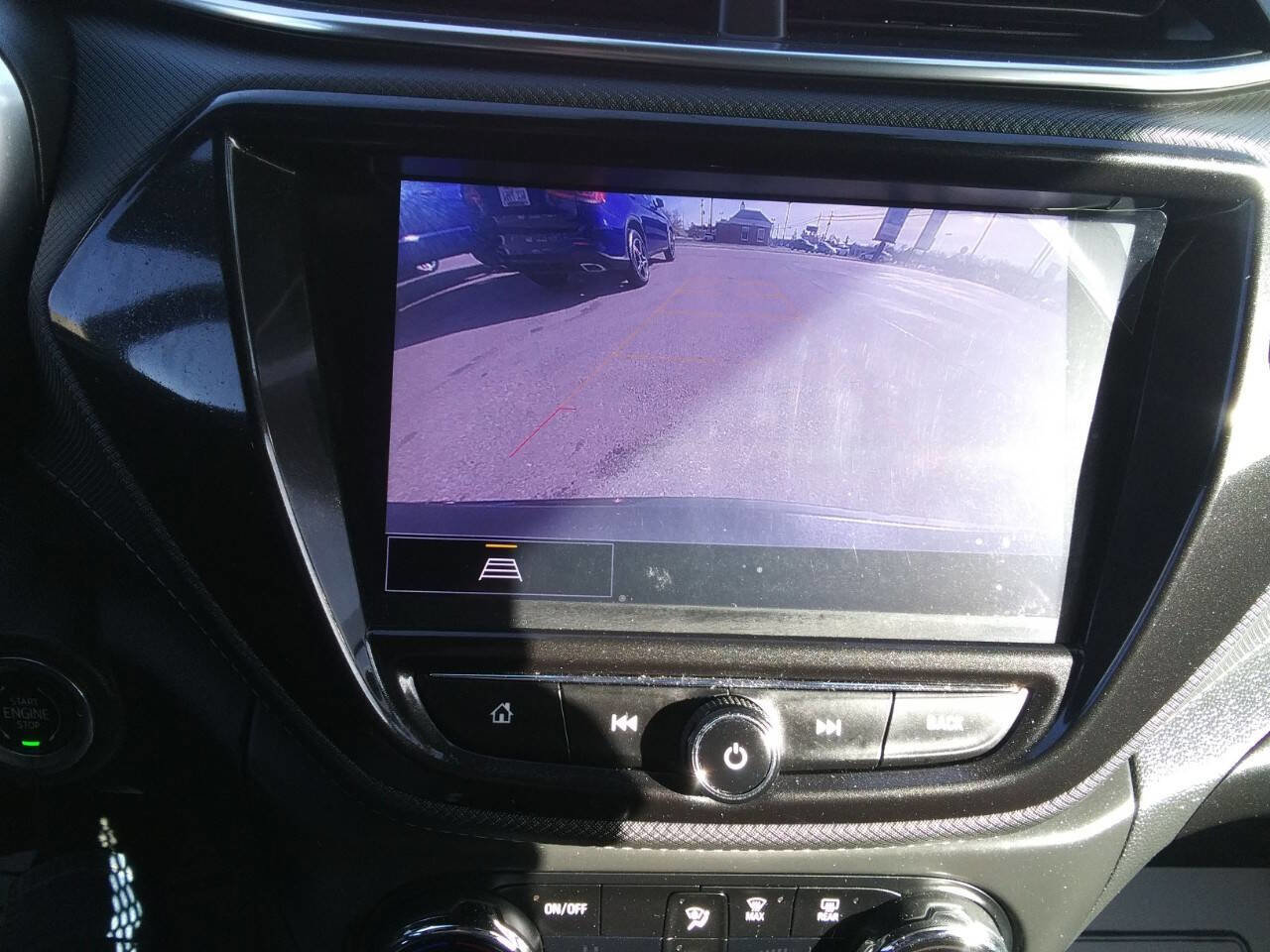 Used 2022 Chevrolet TrailBlazer ACTIV w/ Technology Package image 26