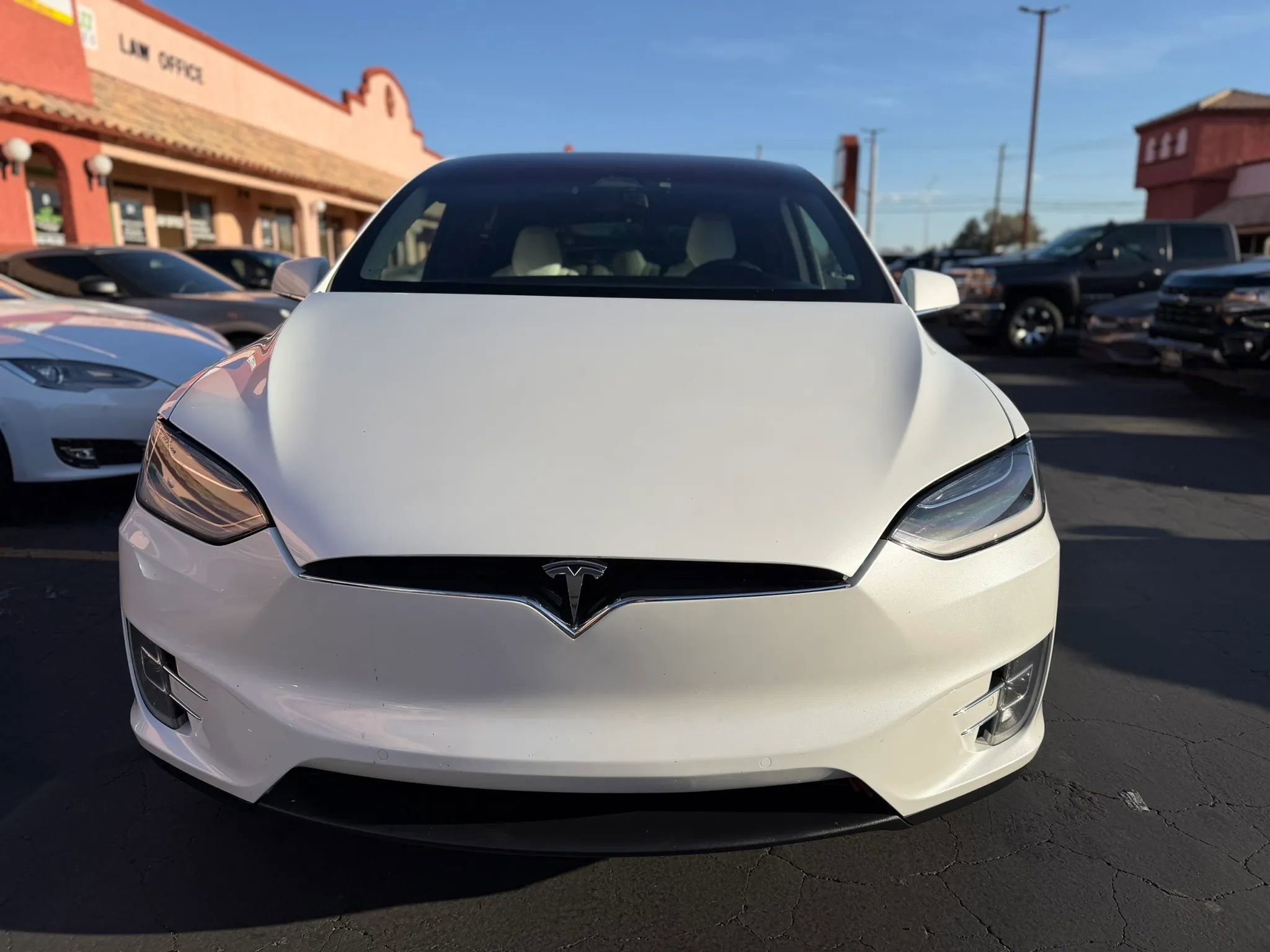 Used 2018 Tesla Model X 100D AWD/4WD image 3