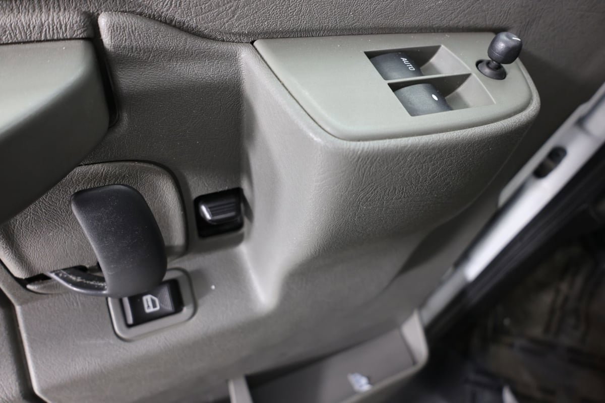 Used 2019 Chevrolet Express 3500 LT w/ LT Preferred Equipment Group RWD image 20