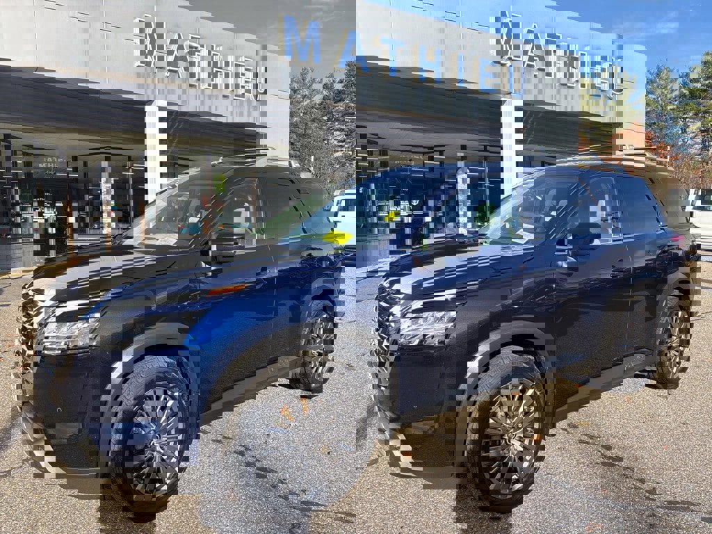 Used 2022 Nissan Pathfinder SL w/ SL Premium Package