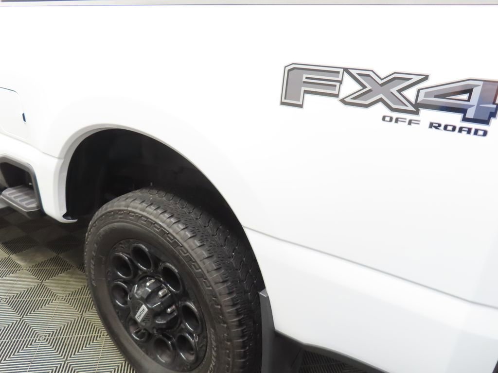 Used 2023 Ford F250 XLT w/ Black Appearance Package image 37